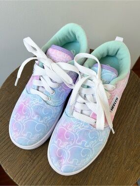 Heelys girls sneakers with interchangeable wheel in heel